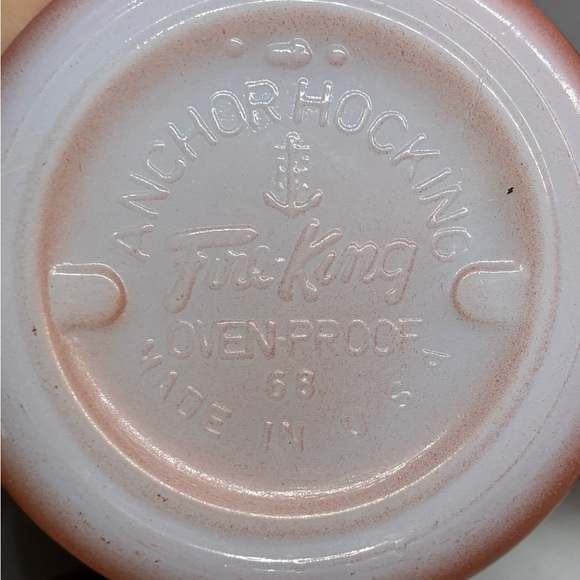 Vintage Anchor Hocking Fire King Red Ombré MCM Milk Glass Set of 4 Mugs USA - Picture 4 of 5